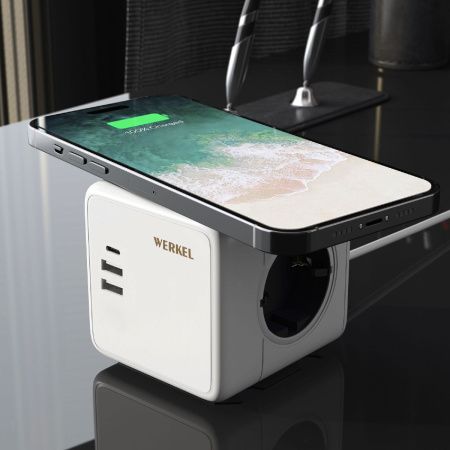 Розеточный блок 3-местный + 3 USB + беспроводная зарядка Werkel 4690389204265