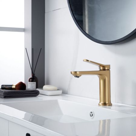 Смеситель Shevanik S43G S4301G на раковину золото