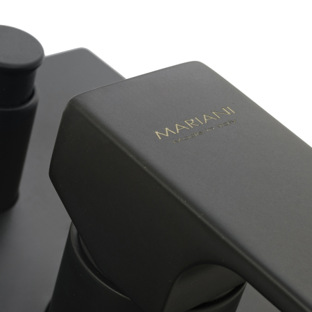 Смеситель для душа Mariani Rebel B14173RE встраиваемый в стену черный