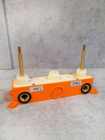 Смеситель для раковины AltroBagno Beatrice AltroBagnoBeatrice010601Cr встраиваемый в стену хром