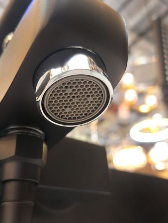 Смеситель для ванны AltroBagno Aperto AltroBagnoAperto0211NeOp настенный черный