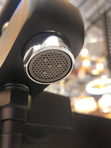 Смеситель для ванны AltroBagno Aperto AltroBagnoAperto0211NeOp настенный черный матовый - фото 3