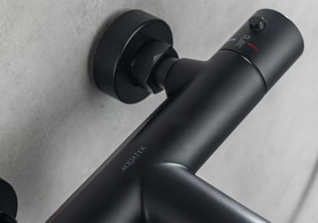 Смеситель для ванны Aquatek ВЕГА AQ1043MB настенный черный с термостатом