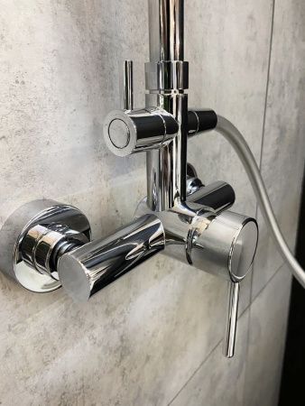 Душевая стойка AltroBagno Intento AltroBagnoIntento030104Cr настенная цвет хром