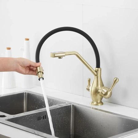 Смеситель для кухни Rose R858Q на мойку бронза