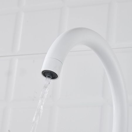 Смеситель для кухни Shevanik S428C на мойку белый