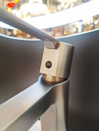 Смеситель AltroBagno Unione AltroBagnoUnione0137GM на раковину оружейная сталь