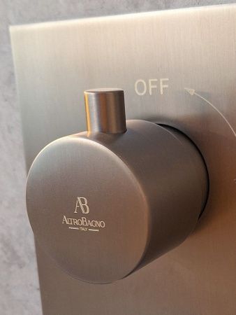 Душевая система AltroBagno Unione AltroBagnoUnione040409GM встраиваемая в стену