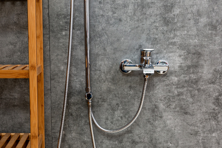 Душевая стойка Agger Happy A0493500 настенная цвет хром