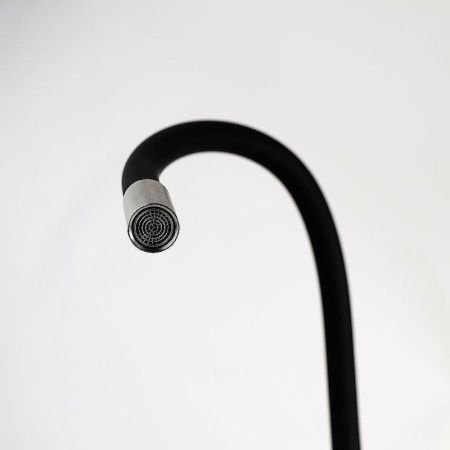 Смеситель для кухни Esko K44 B на мойку нержавеющая сталь