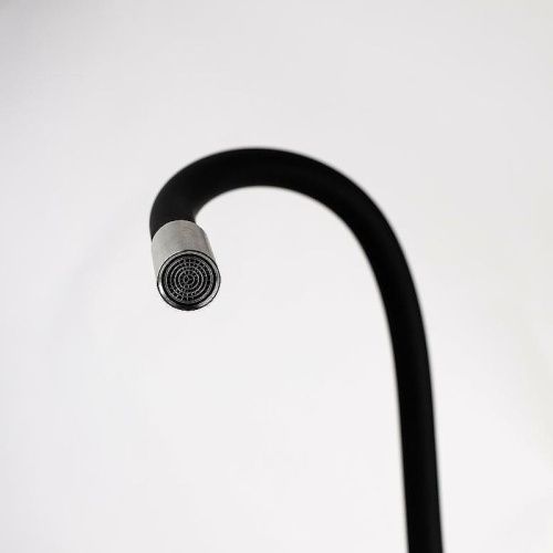 Смеситель для кухни Esko K44 B на мойку нержавеющая сталь - фото 5