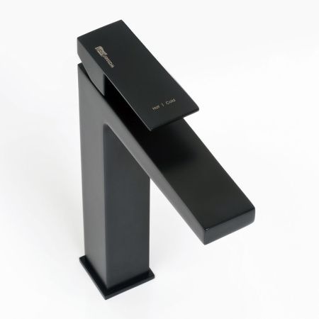 Смеситель для раковины Wasserkraft Abens 2000 2003H на столешницу черный