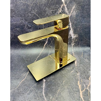 Смеситель Daniel Tiara TA605-DO на раковину золото