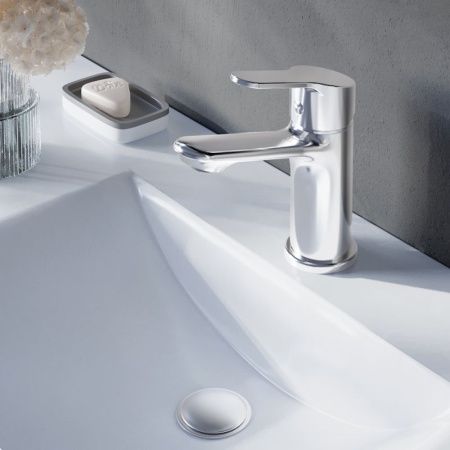 Смеситель Voda Aqua AQ26M на раковину хром