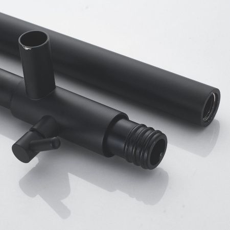 Душевая стойка Shevanik S4136H настенная цвет черный