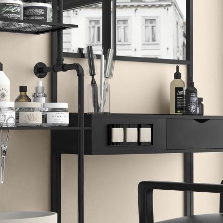Розетка с заземлением и шторками c крышкой Werkel 4690389213175