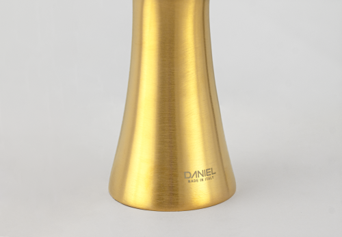 Смеситель Daniel Diva DV606DP на раковину брашированное золото - фото 5