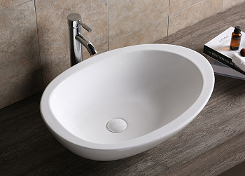 Раковина из сантехнического фарфора Cerutti SPA CR1005 66х49 накладная цвет белый без отверстий под смеситель