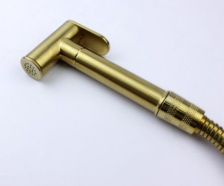 Гигиенический душ со смесителем Bronze de Luxe Element EL28GB черный/золото