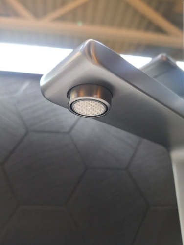 Смеситель для раковины AltroBagno Lamberto AltroBagnoLamberto010224GM на столешницу оружейная сталь - фото 3