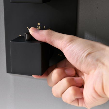 Душевая система Vincea VSFW-102TMB встраиваемая в стену цвет черный с термостатом