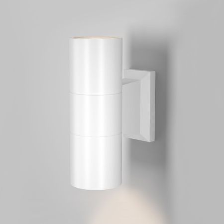 Уличный настенный светильник Maytoni Outdoor Bowery (Бауэри) O574WL-02W
