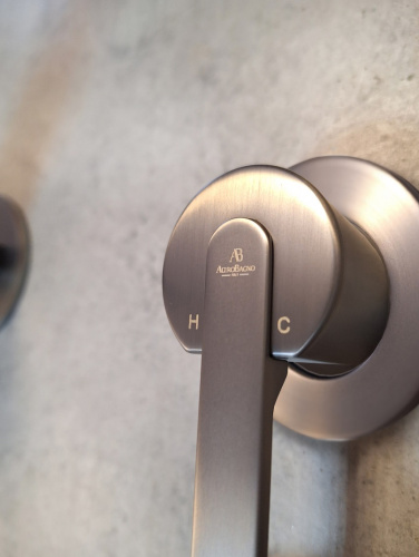 Смеситель для раковины AltroBagno Unione AltroBagnoUnione010507GM встраиваемый в стену оружейная сталь - фото 5