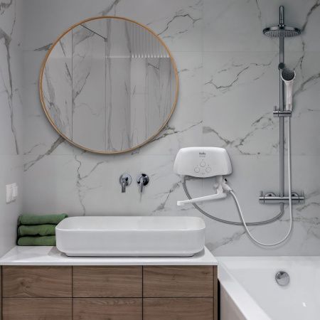 Водонагреватель электрический проточный 4 кВт Ballu 3-Logic TS (3,5 kW)