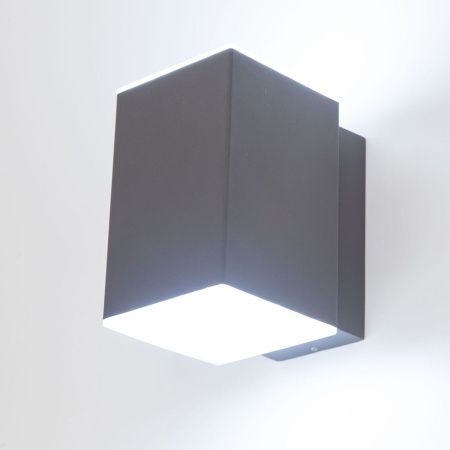 Уличный настенный светильник Citilux Garda (Гарда) CLU0002