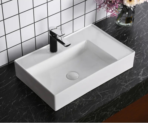 Раковина из сантехнического фарфора Cerutti SPA CR0017 61х38 накладная цвет белый