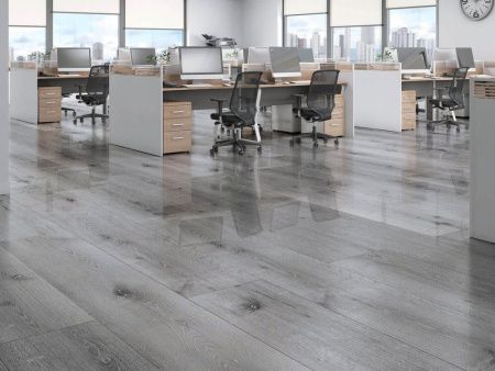 SPC ламинат CronaFloor Wood Дуб Серый Т064529 толщина 0,4 см 43 класс 1200х180