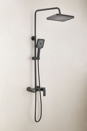 Душевая стойка Belz B678 B24678-7 настенная цвет черный