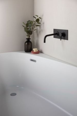 Ванна акриловая Allen Brau Priority 2.31002.21 170х80 отдельностоящая овальная с ножками