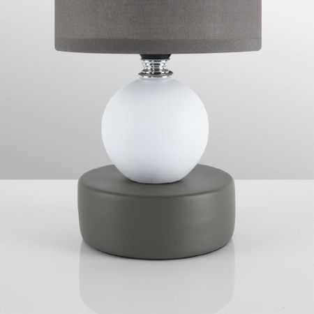 Настольная лампа Lumion Moderni (Модерни) 8182/1T
