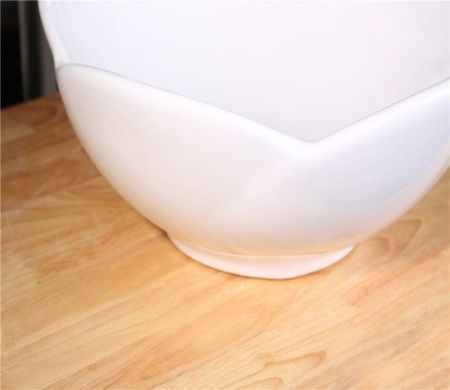 Раковина из сантехнического фаянса CeramaLux 9078 40х40 накладная цвет белый без отверстий под смеситель