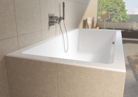 Ванна акриловая Riho LUGO B137001005 200х90 пристенная прямоугольная без ножек
