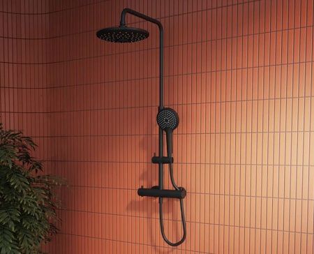 Душевая стойка Vitra Aquaheat A4720536EXP настенная цвет черный с термостатом