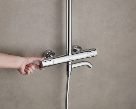 Душевая стойка Arrow AG3317SHU1CP настенная цвет хром с термостатом