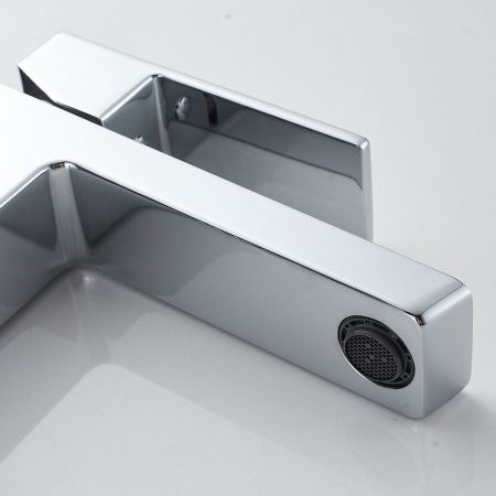 Смеситель Rose R1801-1 на раковину хром
