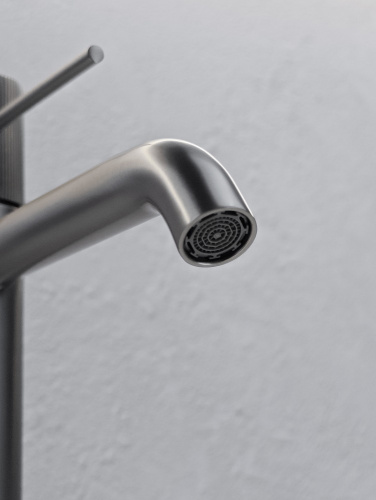 Смеситель для раковины AltroBagno Bilancia AltroBagnoBilancia010226GM на столешницу оружейная сталь - фото 5