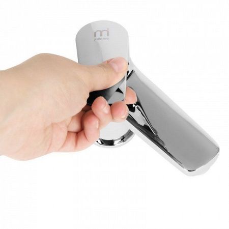 Смеситель Milardo Niagara NIASB00M01 на раковину хром