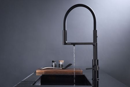 Смеситель для кухни Paulmark TORNADO To213402-AN на мойку черный