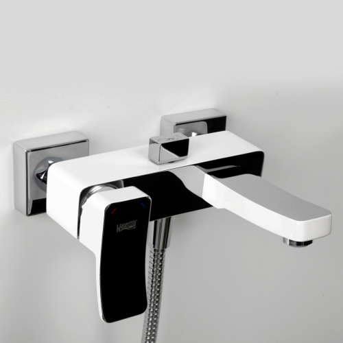 Смеситель для ванны и душа WasserKRAFT Aller 1060 WHITE 1061W настенный белый/хром - фото 2