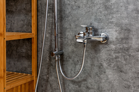 Душевая стойка Agger Happy A0493500 настенная цвет хром