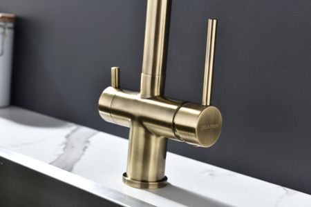 Смеситель для кухни Paulmark SERPENTINE Se213222-BR на мойку бронза