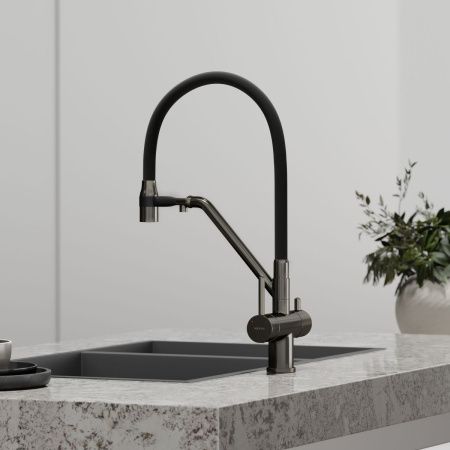 Смеситель для кухни Sancos Dora SC4003GG на мойку вороненая сталь