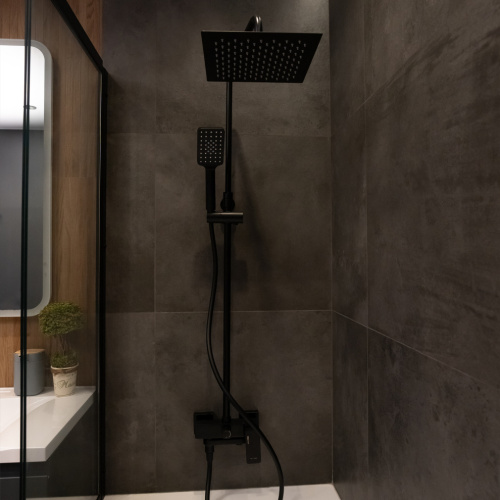 Душевая стойка WasserKRAFT  BK27701BM настенная цвет черный - фото 5