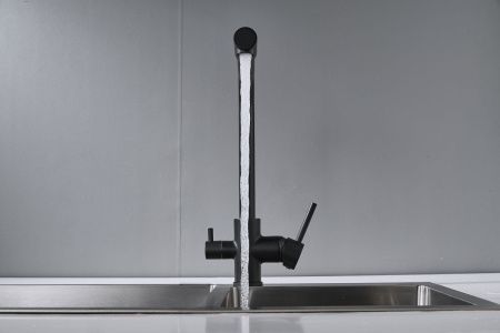 Смеситель для кухни Maretti Project Black PB31RZF12 на мойку черный