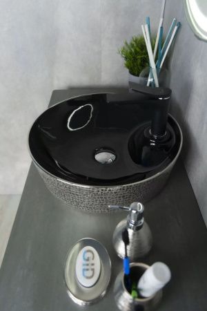 Раковина керамическая Gid 53315 40х40 накладная цвет черный/серебро без отверстий под смеситель