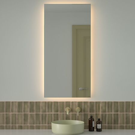 Зеркало с подсветкой Defesto GLOW DF 2518 60х120 подвесное